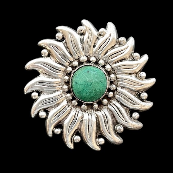 🟦SALE🟦 Hector Aguilar RARE vintage 940 sterling silver and malachite sun brooch